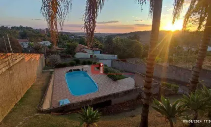 Chácara com 3 dormitórios à venda, 750 m² por R$ 650.000,00 - Terras da Capela de Santo Antônio - Jaguariúna/SP