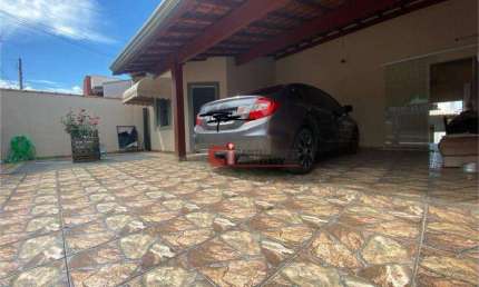 Casa com 3 dormitórios à venda, 160 m² por R$ 600.000,00 - Jardim Europa - Jaguariúna/SP