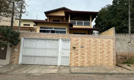 Casa com 4 dormitórios à venda, 230 m² por r$ 875.000,00 - jardim planalto - jaguariúna/sp