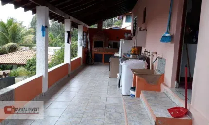 Chácara com 3 dormitórios à venda, 1.260 m² por R$ 500.000