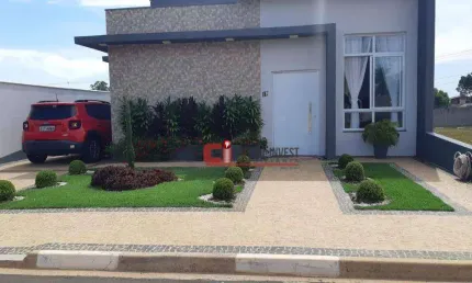 Excelente casa à venda, 3 dormitórios, em condomínio fechado por R$ 600.000