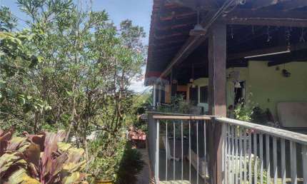 Área para venda localizada no bairro de Brás Cubas em Mogi das Cruzes