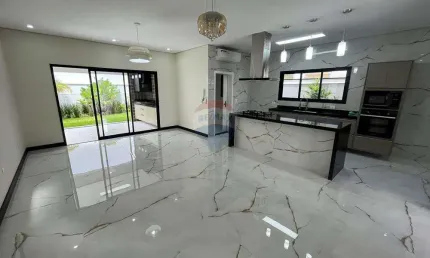 Casa nova com 236m² à venda no Condomínio fechado Bella Cittá em Mogi das Cruzes - SP
