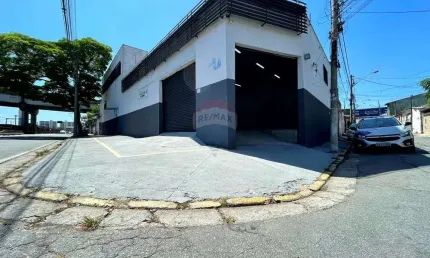 Galpão reformado à venda na Avenida Anchieta na região de Brás Cubas com 400m² em Mogi das Cruzes - Alto Tietê/ Zona Leste