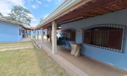Chácara / sítio com 4 quartos à venda na Rua Euzira Turra Cusma, Parque Cerejeiras, Suzano