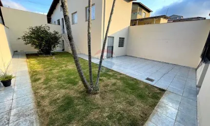 Caso térrea para venda com 500m² de terreno, 2 dormitórios com amplo salão e pomar no botujuru em mogi das cruzes-sp