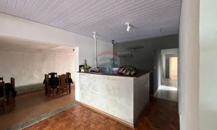 Casa Comercial à  venda no bairro Jardim Santista em Mogi das Cruzes