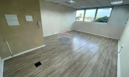 Sala comercial pronta para locação com 35m² no Sky Mall Patteo Mogilar na Vila Mogilar  em Mogi das Cruzes