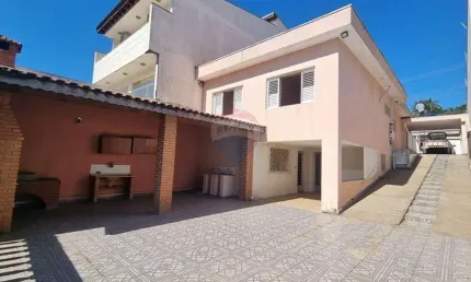 Casa comercial para locação no Alto Ipiranga em Mogi das Cruzes