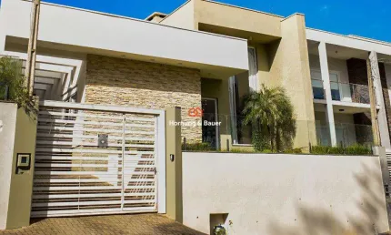 Casa plana de alto padrão com piscina à venda em Campo Bom, Colina Deuner