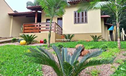 Casa com 2 dormitórios à venda no Bairro Vista Alegre em IVOTI/RS.