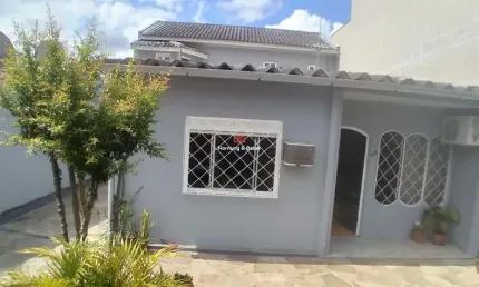 Casa com piscina à venda em Novo Hamburgo no bairro Roselândia