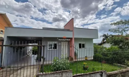 Oportunidade: Casa com amplo pátio à venda em Novo Hamburgo, Bairro Operário