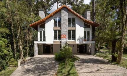 Belíssima casa de 3 pavimentos à venda na Serra Gaúcha! - Canela, bairro Vila Luiza