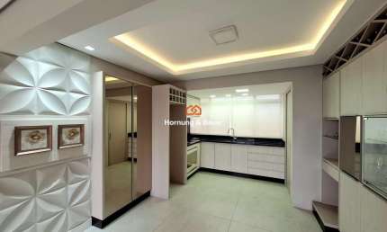 Apartamento com 3 dormitórios e sacada no Bairro Patria Nova em Novo Hamburgo.
