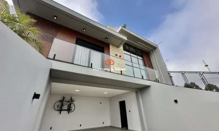 Belíssima casa de alto padrão à venda em Estância Velha, Bela Vista