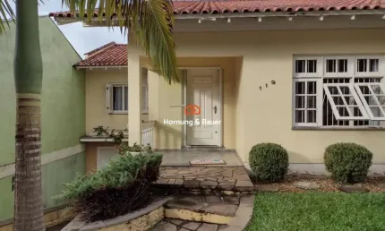 Casa com piscina à venda em Novo Hamburgo Petrópolis
