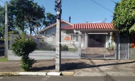 Casa plana de esquina à venda em Novo Hamburgo no bairro Guarani
