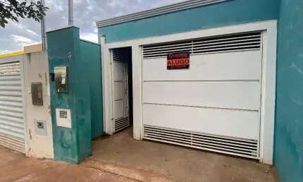 Linda casa - churrasqueira - portao eletrônico - no rouxinóis