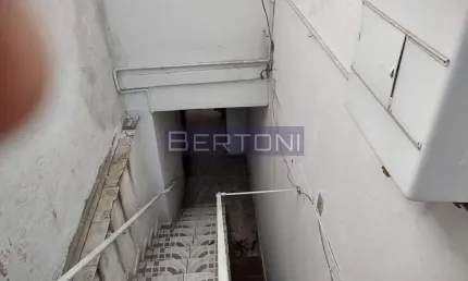 Vende-se Sobrado com 04 Dormitórios, 02 Vagas em Paulicéia São Bernardo do Campo