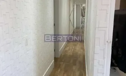 Aluga-se Apartamento com 03 Dormitórios, 03 Suítes, 02 Vagas no Centro Santo André