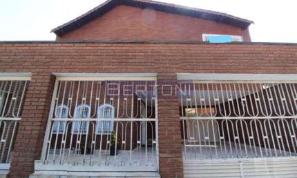 Vende-se  Sobrado Alto Padrão em Rudge Ramos  São Bernardo do Campo
