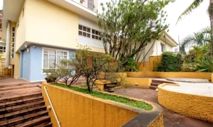 Vila madalena com 328m²  4 dorm sendo 2 suítes 5 banheiros