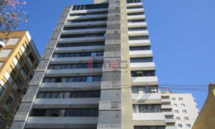 Vende-se ou aluga-se conjunto comercial na Liberdade