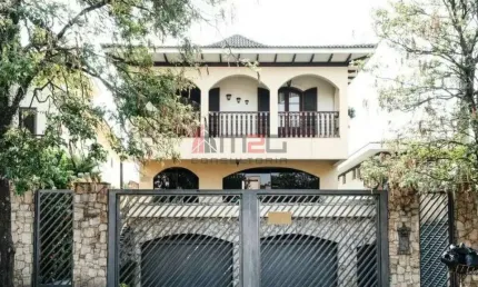 Sobrado de 4 suítes com 5 vagas para venda no Alto da Lapa