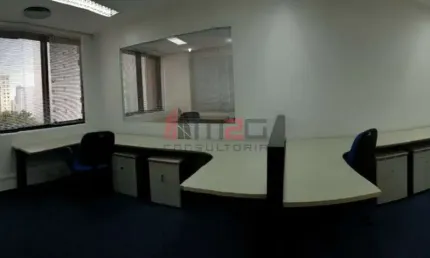 Casa comercial com 4 salas para alugar em Pinheiros, São Paulo 