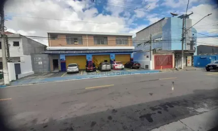 Salão comercial para locação no Parque São Domingos.