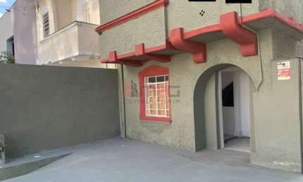Casa comercial com 6 salas para alugar na Água Branca, São Paulo 