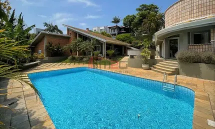 Cond SP 2 casa ,4 suítes - Impecável! MOBILIADA, lareira, piscina, anexos gourmet