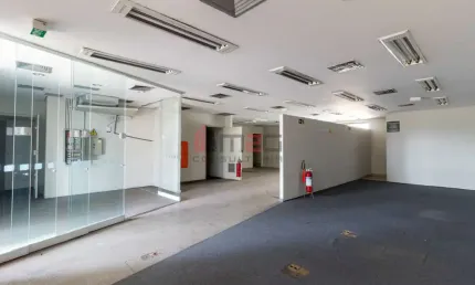 Ponto comercial com 6 salas à venda em Alto de Pinheiros, São Paulo 