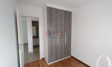 Aluga-se ou vende-se apartamento na Vila Romana, 2 dormitórios (1 suíte)
