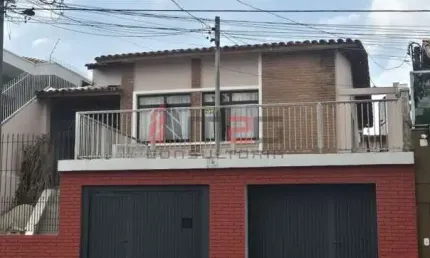 Casa Térrea 4 Quartos e 3 banheiros à Venda Parque São Domingos