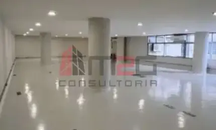 Conjunto Comercial Reformado no centro de São Paulo
