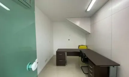 Casa comercial com 8 salas para alugar na Rua Treze de Maio, 47, Centro, Itajaí