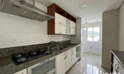 Apartamento semimobiliado no bairro Ressacada - Itajaí/SC