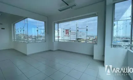 SALA COMERCIAL NO EDIFICIO MANOEL FORMENTO NO CENTRO