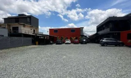 Sala comercial para alugar na Rua Margarida Dalçoquio Bittencourt, 170, Salseiros, Itajaí
