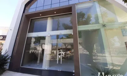 Sala comercial no edifício one office em itajaí para locação