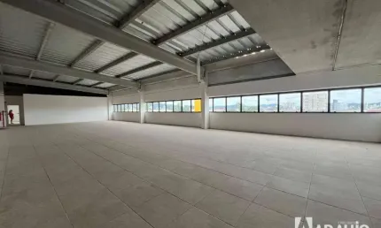 Sala comercial para alugar na Avenida Governador Adolfo Konder, 705, São Vicente, Itajaí