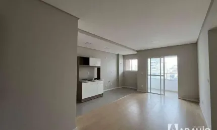 Apartamento semimobiliado no bairro Vila Operaria  - Itajaí/SC