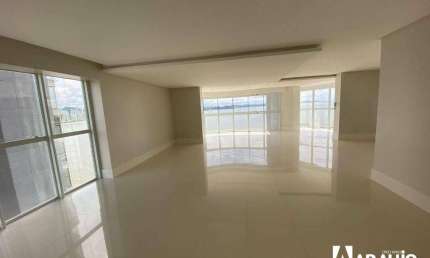 Apartamento com 4 dormitórios no Centro - Balneário Camboriú/SC