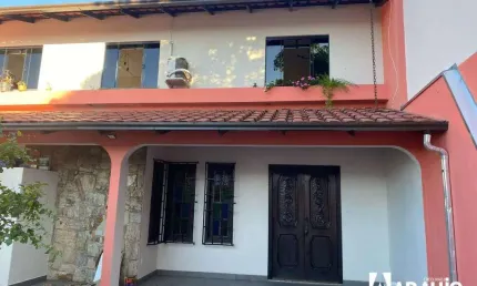 Casa térrea com 2 dormitórios no bairro São João - Itajaí/SC