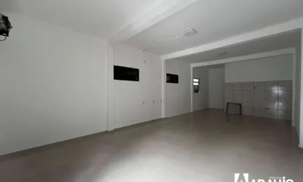 Sala comercial para alugar na Rua Carolina Vailatti, 57, São Judas, Itajaí