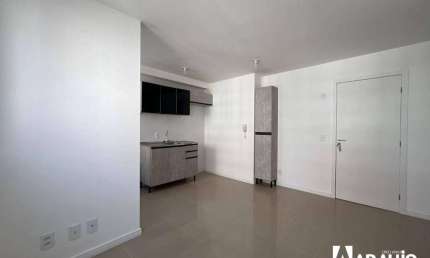 Apartamento com 2 quartos para alugar na Rua Alvaro Beraldi, 460, Carvalho, Itajaí