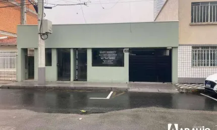 Kitnet com 1 dormitório para alugar, 56 m² por R$ 2.695,00/mês - Centro - Itajaí/SC