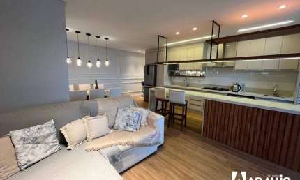 Apartamento 3 dormitorios, sendo 1  suite quadra Mar